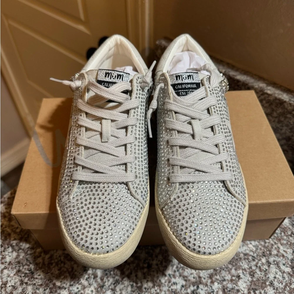 Mi.iM Women's Rhinestone Sneakers NEW 7 - Picture 6 of 12